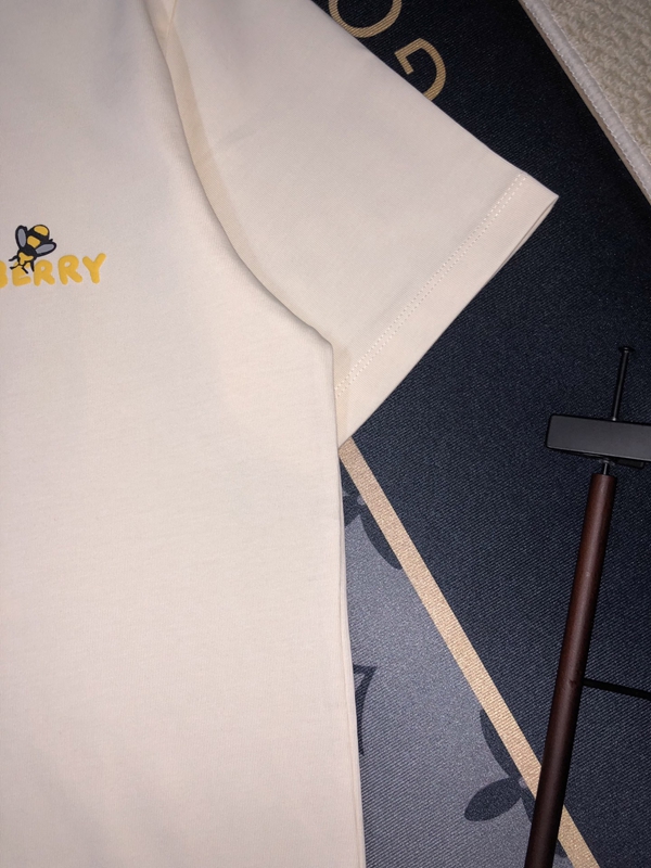 ブランドTシャツ細部ディテール